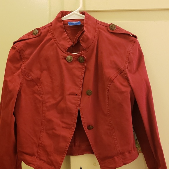 Jacket for women. - Picture 1 of 3
